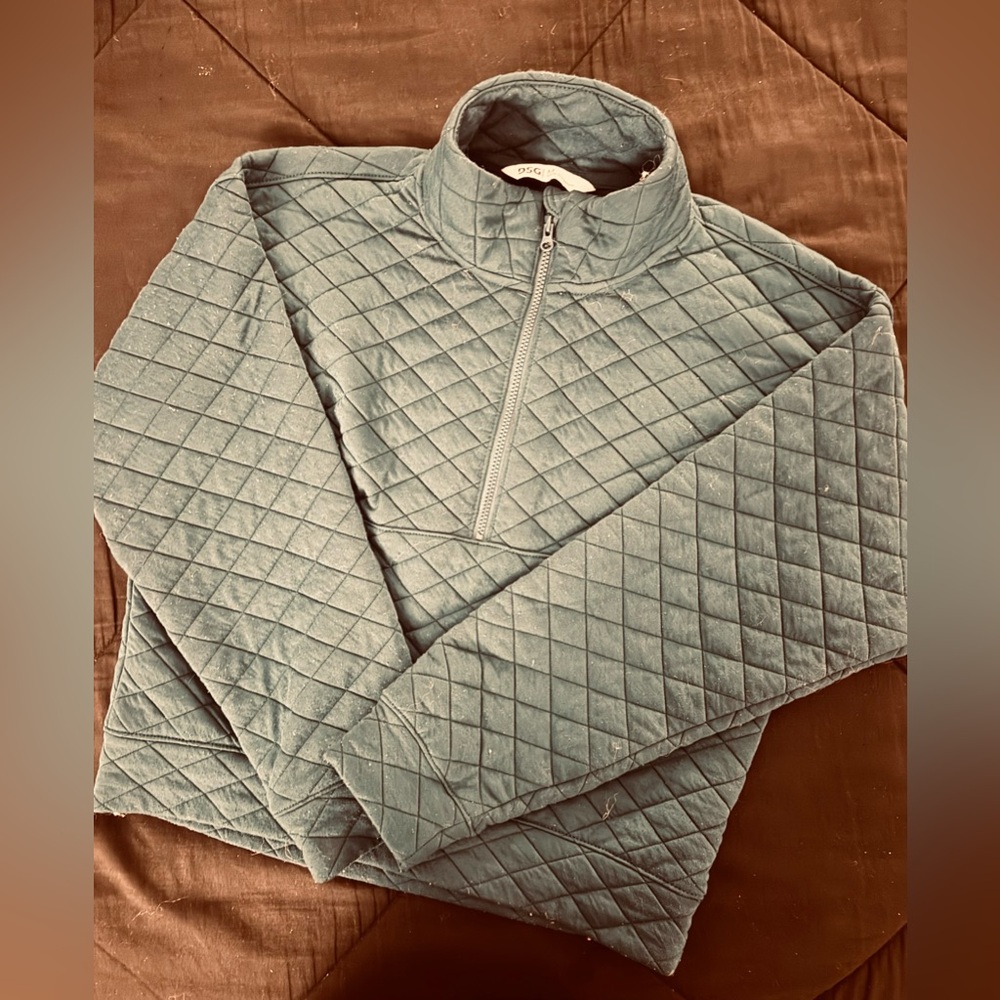 Girls Medium Lightweight 1/2 Zip Jacket